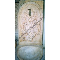 Κρήνη απο μάρμαρο Διονύσου (παλαιωμένη)